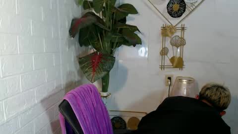 ralfhuge24 online show from April 29, 8:07 am