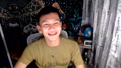 ralfhuge24 online show from May 17, 12:12 pm