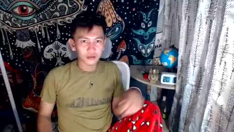ralfhuge24 online show from May 18, 12:55 pm