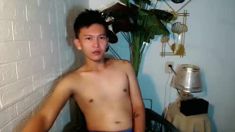 ralfhuge24 online show from May 19, 9:04 am