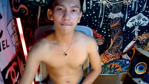 ralfhuge24 online show from May 25, 4:46 pm