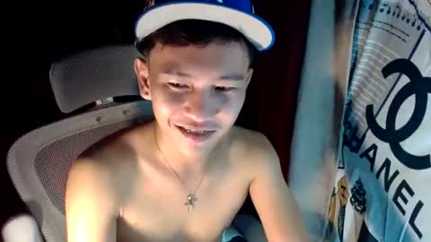 ralfhuge24 online show from June 15, 1:35 pm