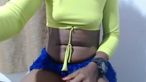 ramie19 online show from March 22, 4:10 pm