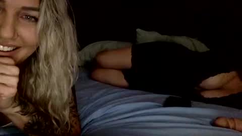 Mamakel online show from September 30, 1:32 am