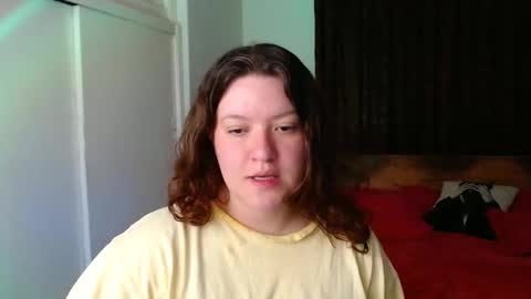 Snapshot of ramona15 chatting on April 3, 11:58 pm Ramona online show from April 3, 11:58 pm