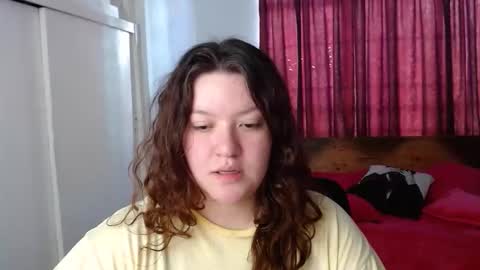Snapshot of ramona15 chatting on April 6, 10:00 pm Ramona online show from April 6, 10:00 pm
