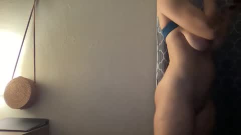 RamonaJ online show from March 19, 4:05 am