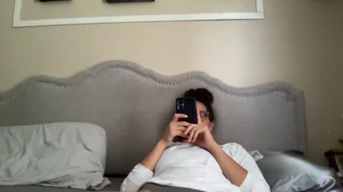 Snapshot of ramonajas chatting on June 18, 4:22 pm RamonaJ online show from June 18, 4:22 pm