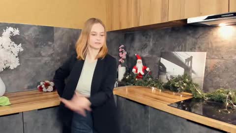 Katie online show from January 18, 10:17 am