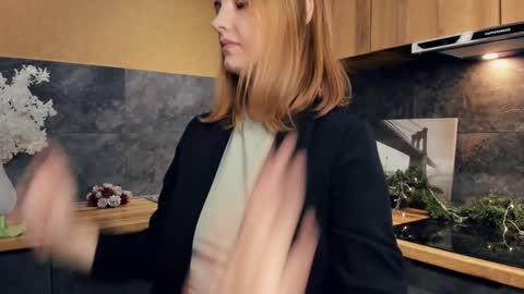 Katie online show from January 19, 10:17 am