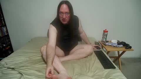 Snapshot of rando1235 chatting on March 8, 2:04 am rando1235 online show from March 8, 2:04 am