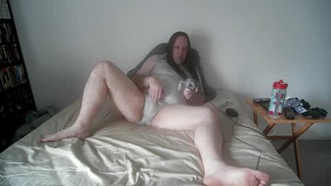 Snapshot of rando1235 chatting on March 29, 9:04 pm rando1235 online show from March 29, 9:04 pm