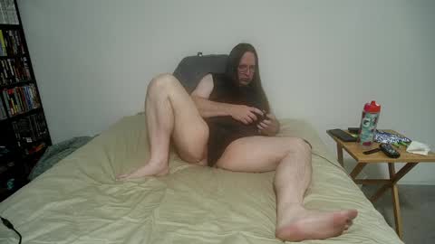 Snapshot of rando1235 chatting on April 2, 3:37 am rando1235 online show from April 2, 3:37 am