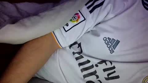 Snapshot of randobad12 chatting on November 16, 11:21 pm randobad12 online show from November 16, 11:21 pm