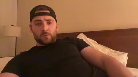 Snapshot of randomdude5950 chatting on March 2, 5:08 am randomdude5950 online show from March 2, 5:08 am