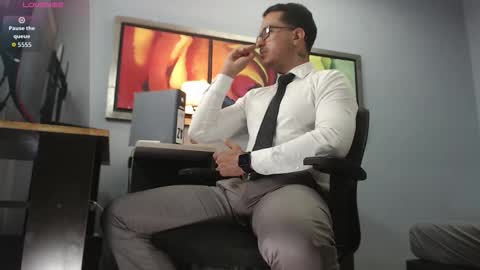 randylukehot online show from February 8, 10:29 am