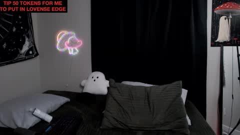 Snapshot of randyroderick chatting on November 24, 10:15 am Randy Rod online show from November 24, 10:15 am