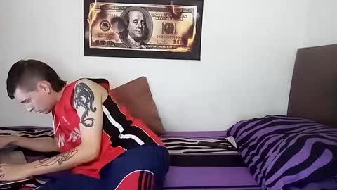 Rangel and Lola online show from November 18, 6:12 pm