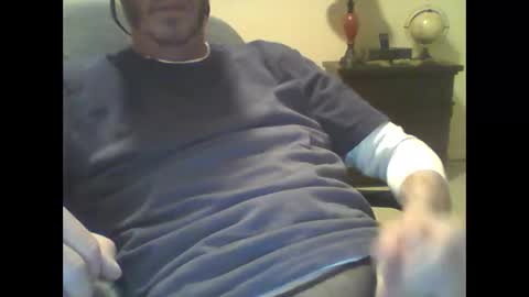 Snapshot of ranger1212us chatting on March 20, 4:06 am ranger1212us online show from March 20, 4:06 am