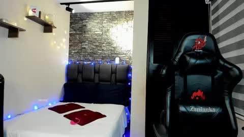 Jonas online show from December 11, 1:15 am