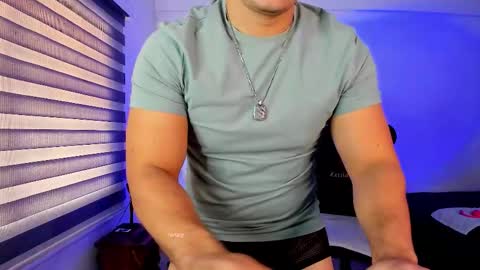 Jonas online show from October 22, 2:06 pm