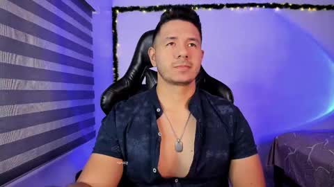 Jonas online show from March 28, 9:58 pm