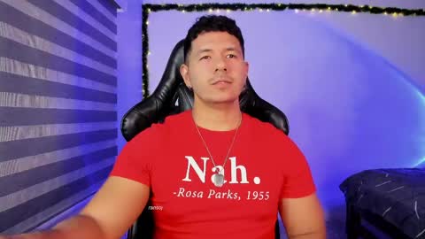 Jonas online show from May 8, 11:43 pm