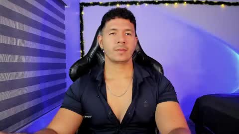 Jonas online show from May 20, 11:44 pm