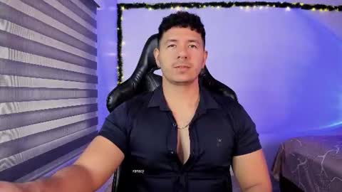 Jonas online show from July 19, 1:04 pm