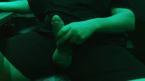 Snapshot of rapaces49 chatting on January 20, 4:12 pm Raptor online show from January 20, 4:12 pm