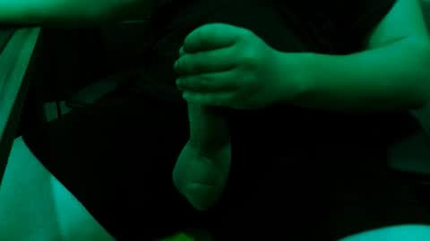 Snapshot of rapaces49 chatting on September 8, 4:06 pm Raptor online show from September 8, 4:06 pm