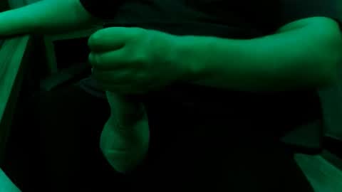 Snapshot of rapaces49 chatting on September 20, 7:48 pm Raptor online show from September 20, 7:48 pm