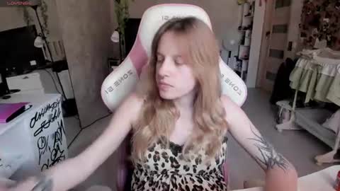 Rapunzel online show from July 31, 1:21 pm
