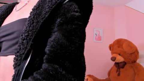 Raquel Moon online show from March 13, 12:01 pm