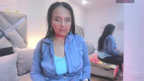 Snapshot of raquel_moore chatting on September 30, 11:54 pm Raquel Moore  online show from September 30, 11:54 pm