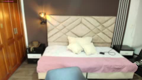 Raquel online show from December 16, 12:06 pm
