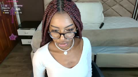 Raquel online show from January 13, 2:53 pm