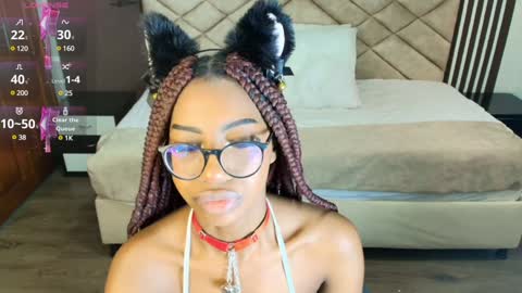 Raquel online show from February 7, 2:37 pm