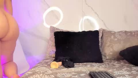 rashoomqueen online show from March 28, 3:50 am