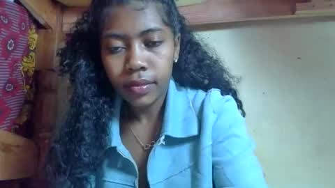 Snapshot of rasoaa chatting on May 24, 5:23 am Rasoaa online show from May 24, 5:23 am