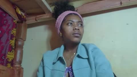 Snapshot of rasoaa chatting on May 31, 2:53 am Rasoaa online show from May 31, 2:53 am