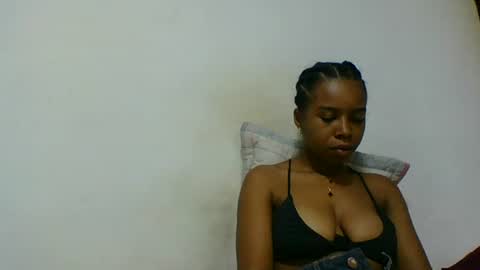 rasoelysca online show from December 14, 11:31 pm