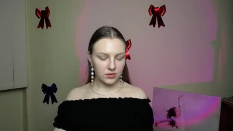 raspberry0101 online show from February 10, 3:46 am