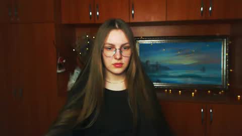 raspberry0101 online show from March 3, 4:03 pm