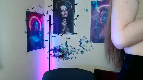 raspberry0101 online show from September 16, 1:01 pm