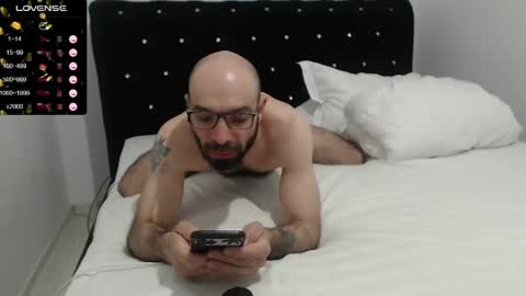 Snapshot of raul27big chatting on April 22, 5:58 pm RaulWildBoy27 online show from April 22, 5:58 pm