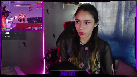 Snapshot of rav3nx_ chatting on December 9, 7:39 pm online show from December 9, 7:39 pm