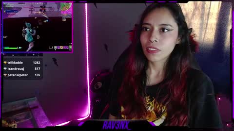 Snapshot of rav3nx_ chatting on January 1, 11:38 am online show from January 1, 11:38 am