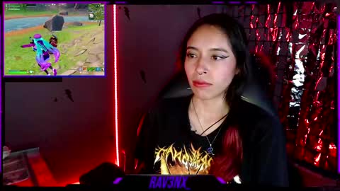 Snapshot of rav3nx_ chatting on February 7, 7:07 am online show from February 7, 7:07 am