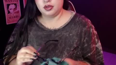 Snapshot of raven_darkk chatting on June 2, 11:18 pm Raven online show from June 2, 11:18 pm